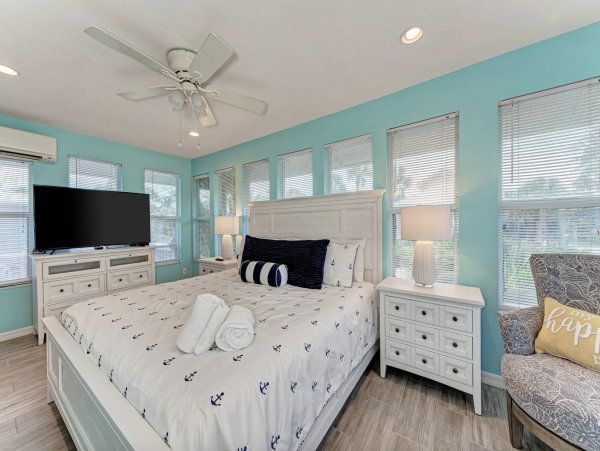 Three Bedroom Pool Duplex in Holmes Beach